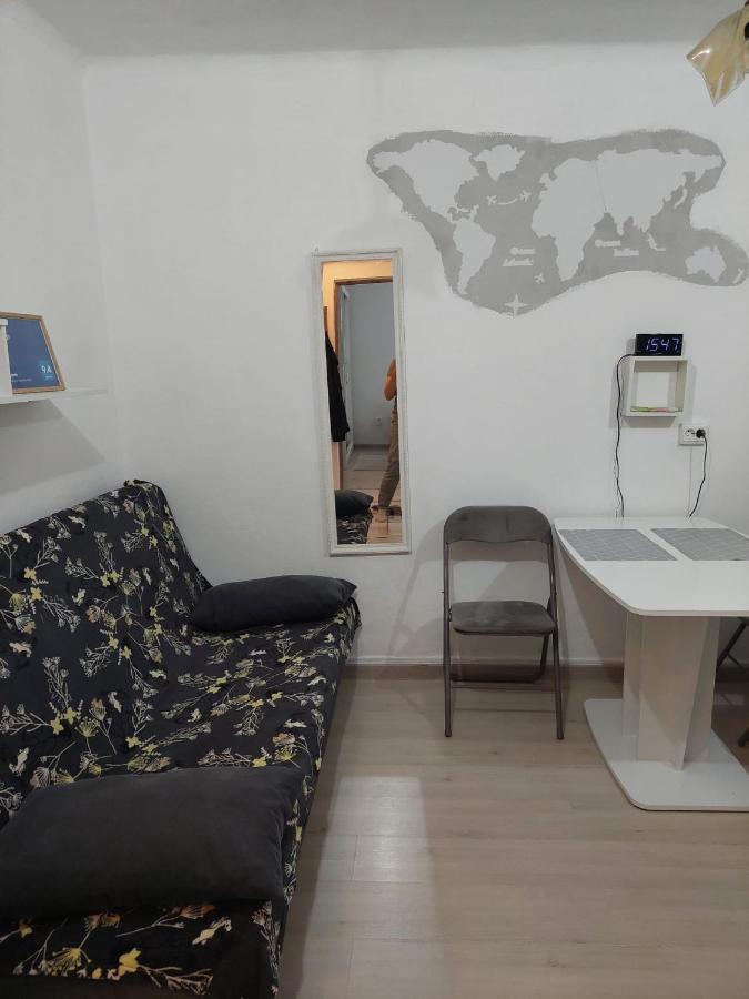 AmigoHD² Appartement Hunedoara Buitenkant foto